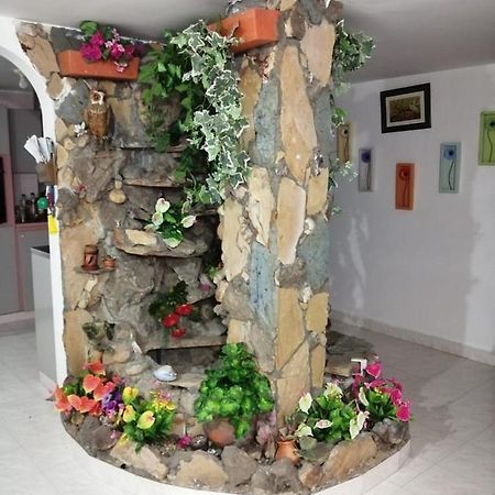 Hostal Dante San Gil Ngoại thất bức ảnh