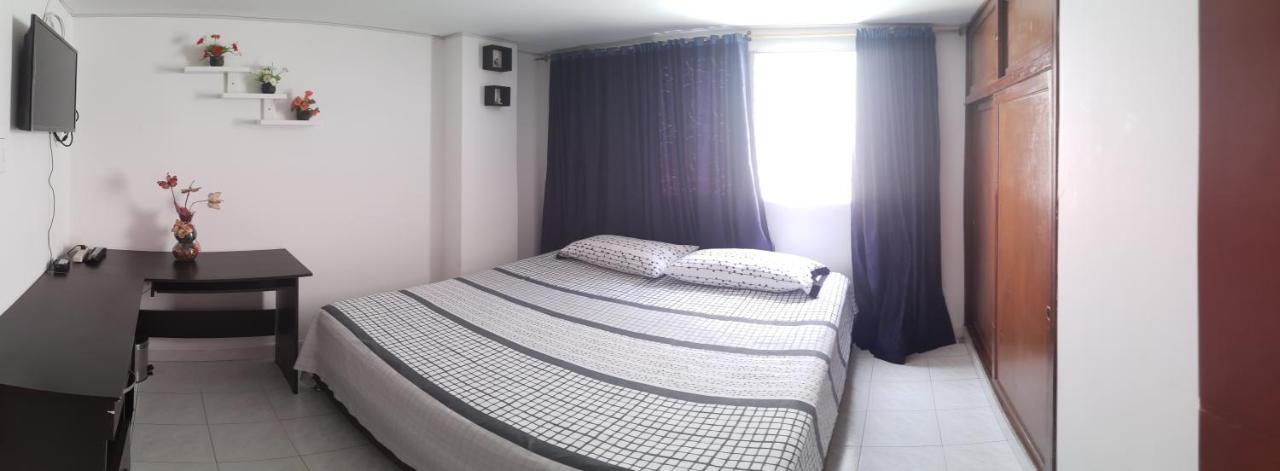 Hostal Dante San Gil Ngoại thất bức ảnh